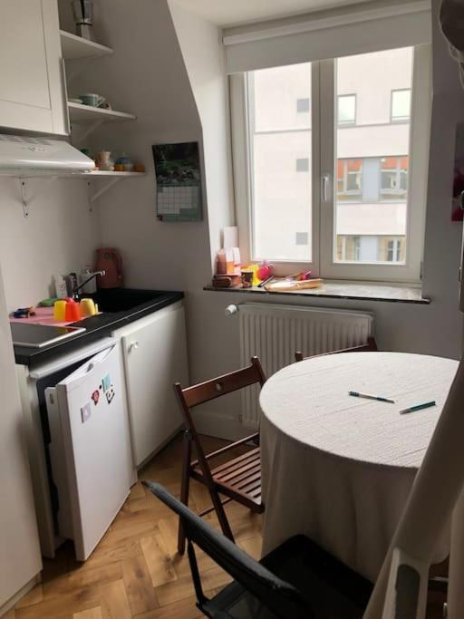 Stay In Maison De Metre In Etterbeek Брюссель Екстер'єр фото